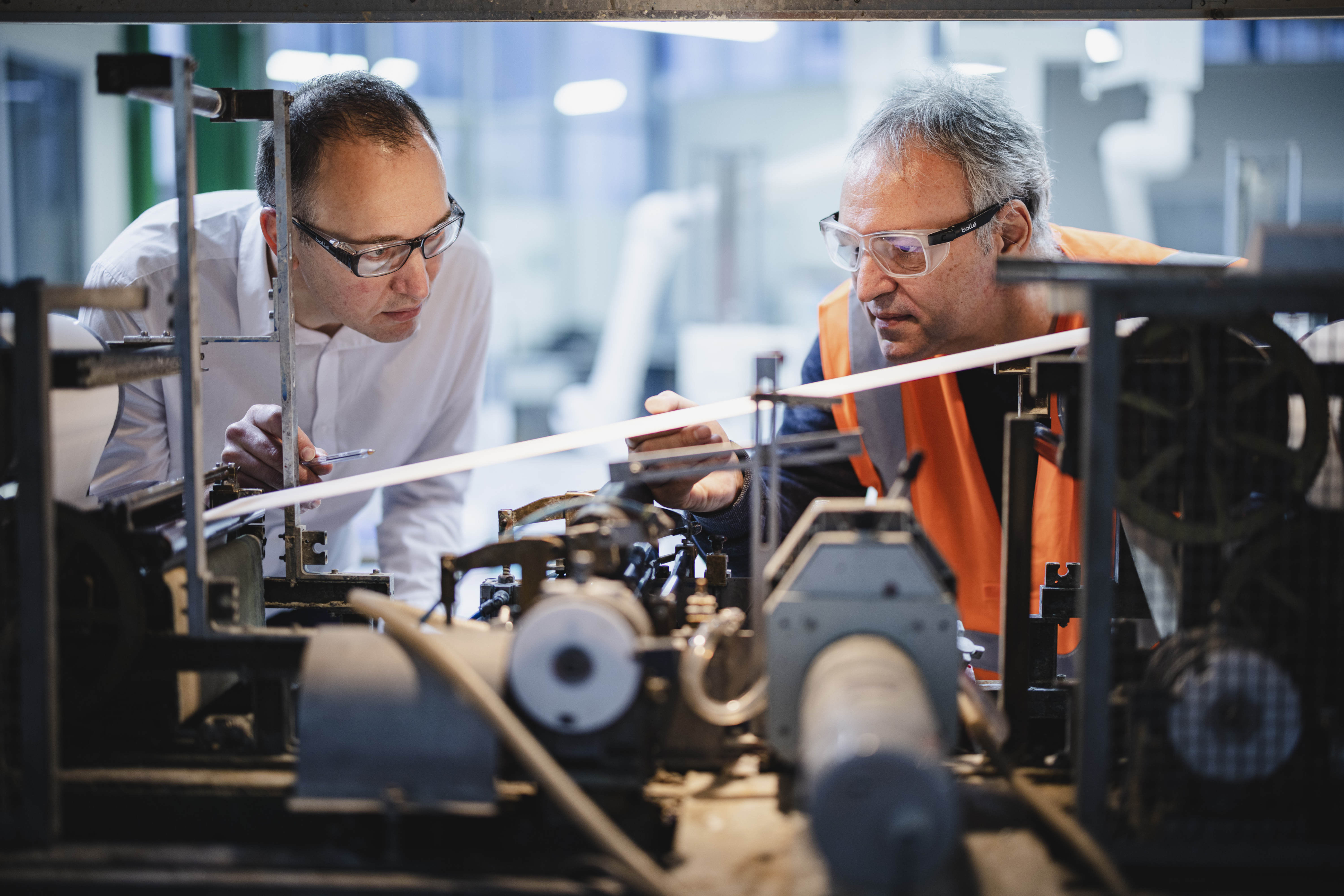 We think in visionary terms and lead innovation to always be one step ahead. Our common goal is to enhance the quality of our products and services to add value to our customers' businesses. We promote sustainability through the economic, environmental, and social benefits of the offerings we deliver to customers and end users.